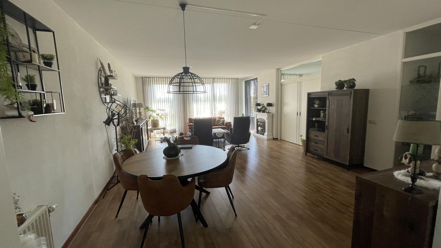 Foto 10 van De Lemzijde 83-A