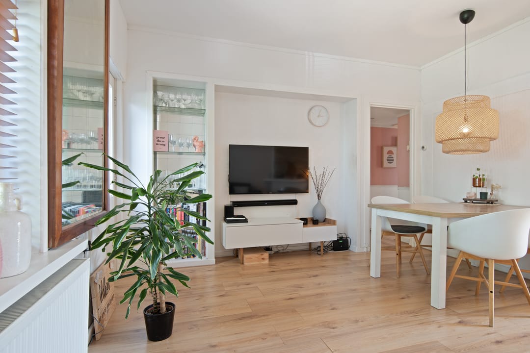 Photo 8 of Archangelstraat 54