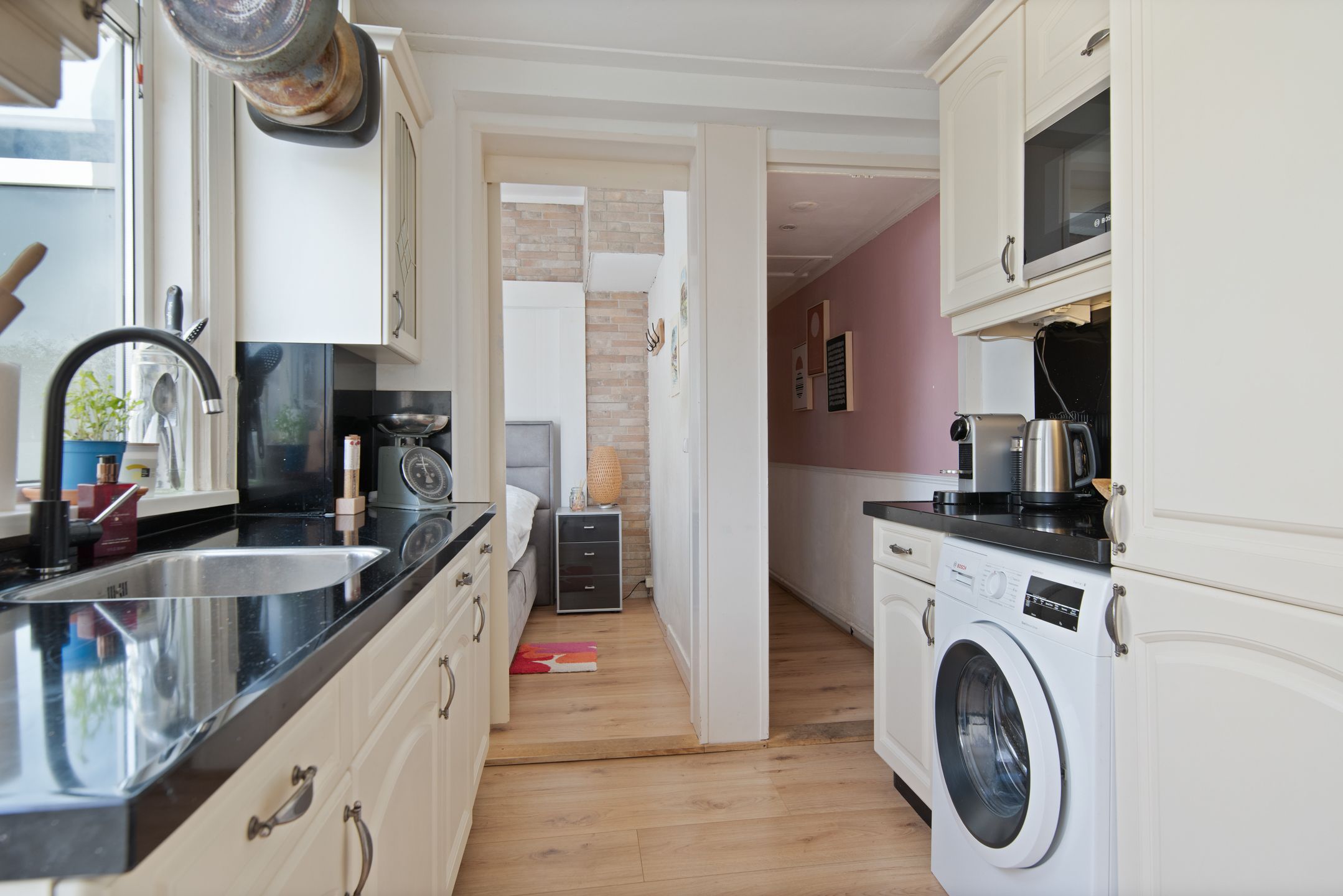 Photo 18 of Archangelstraat 54