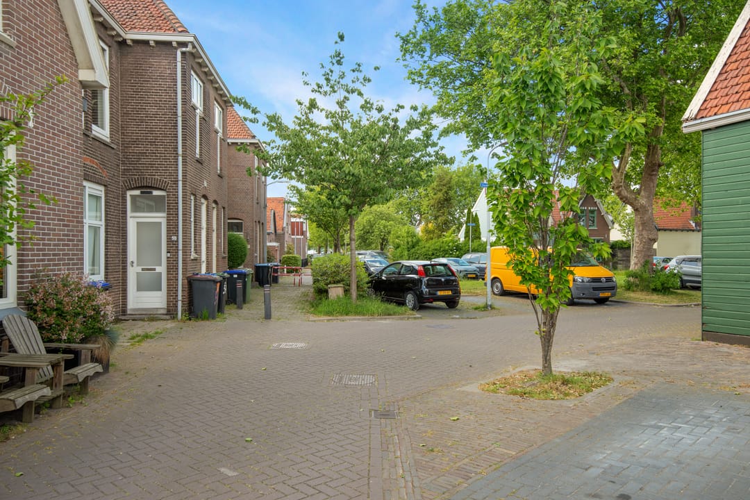 Photo 37 of Archangelstraat 54