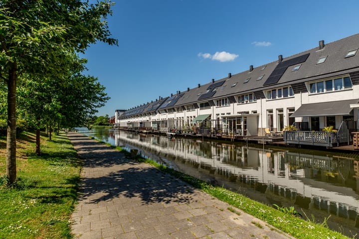 Foto 2 van Binnenhof 11