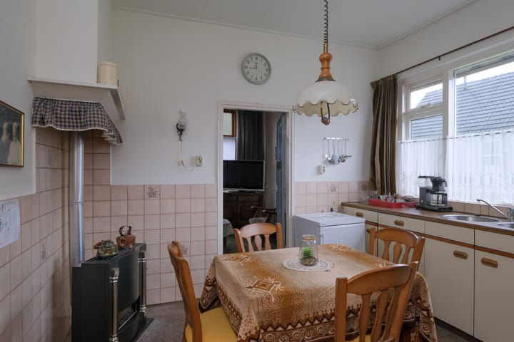 Foto 9 van Westeinde 240