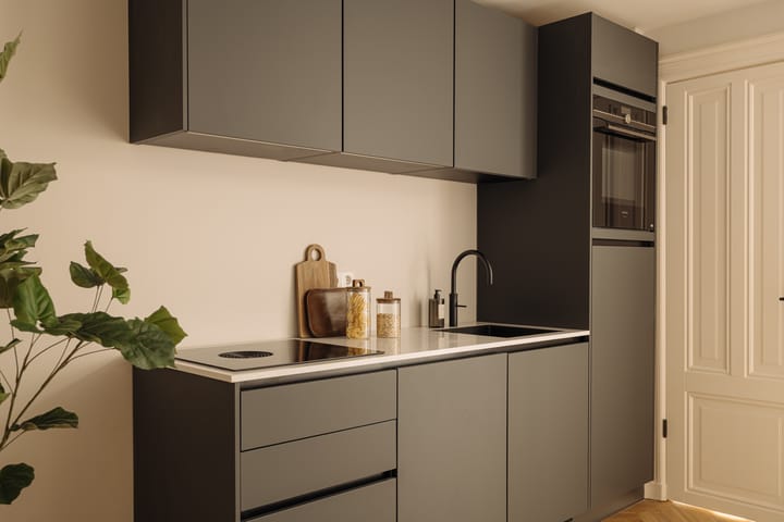 Photo 9 of Nieuwe Leliestraat 131-1