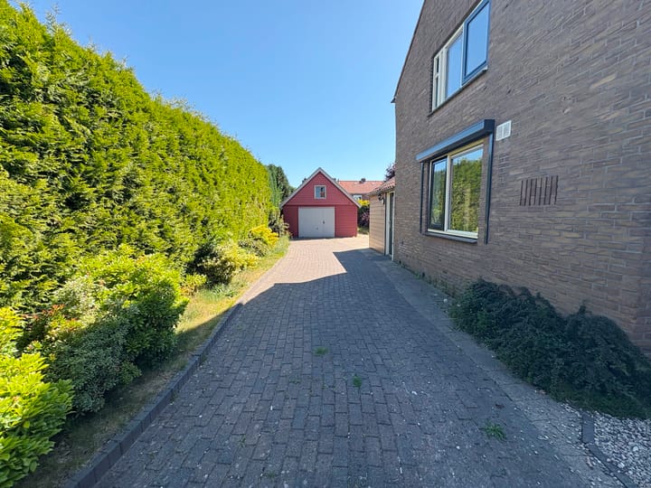 Foto 16 van Dominee van Meursstraat 9