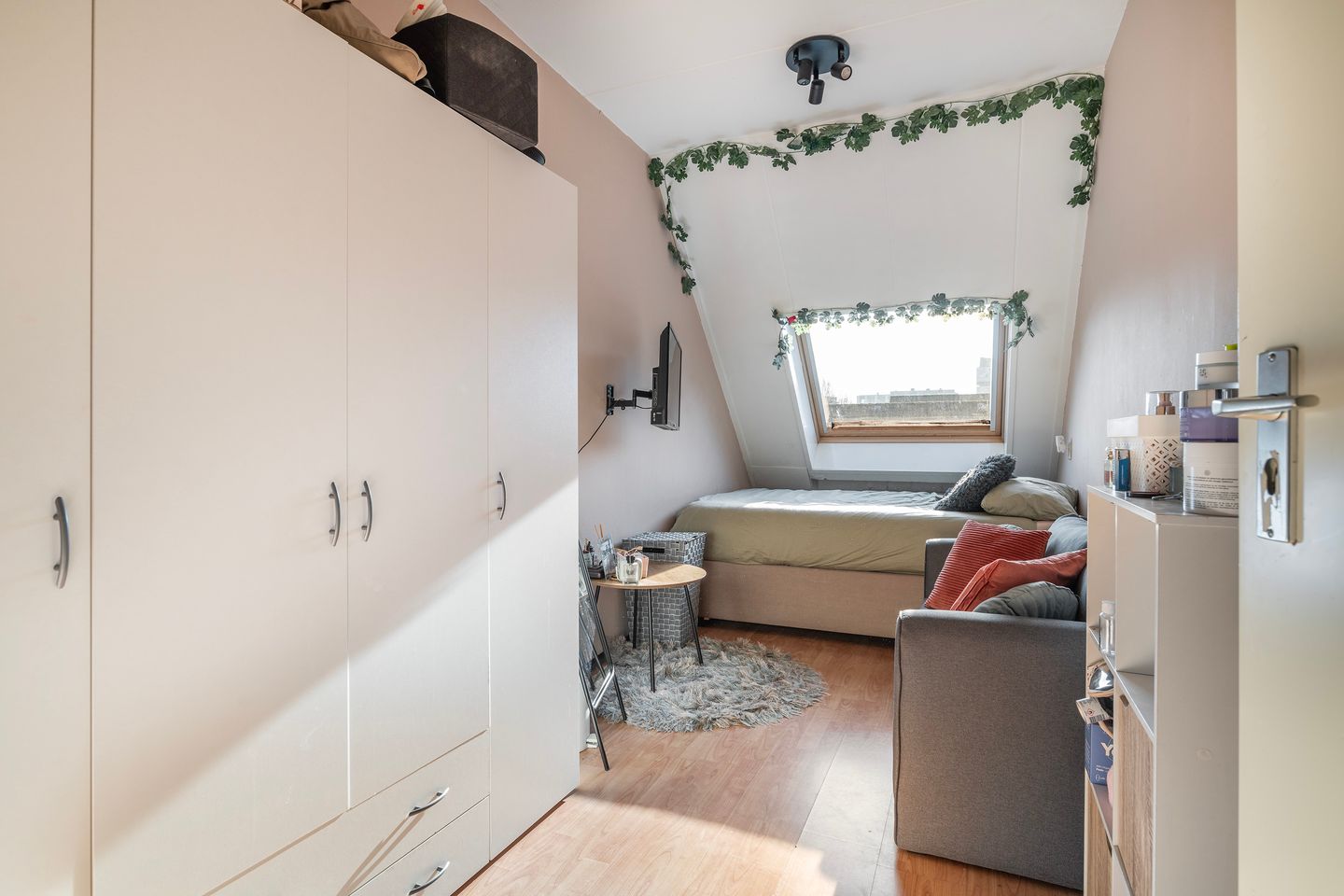 Foto 19 van Schout Heynricstraat 60