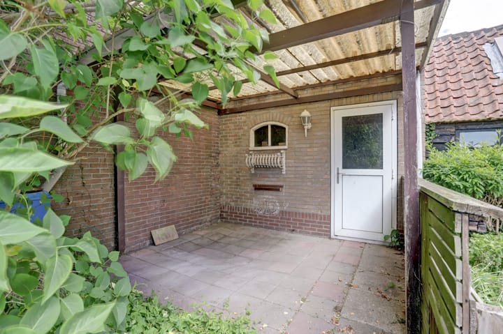 Photo 17 of Irenestraat 42