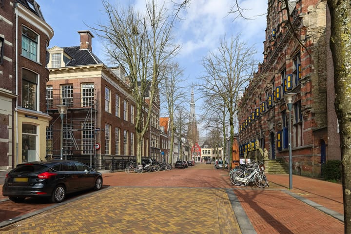 Photo 2 of Tweebaksmarkt 32-A