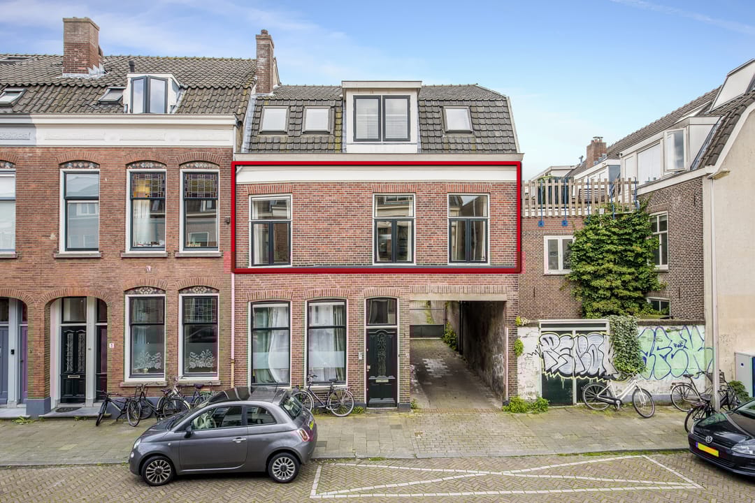 Photo 2 of Prinsenstraat 1