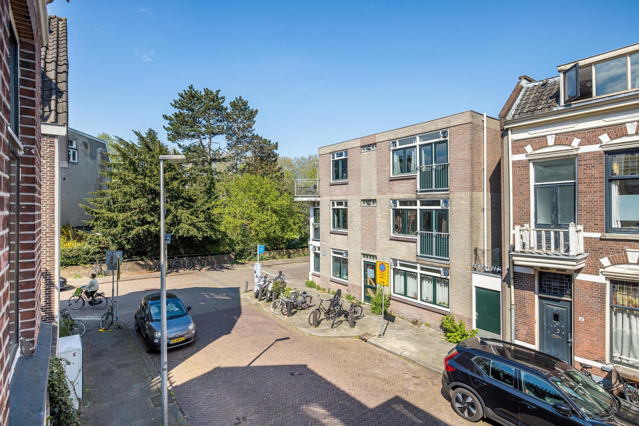 Photo 36 of Prinsenstraat 1