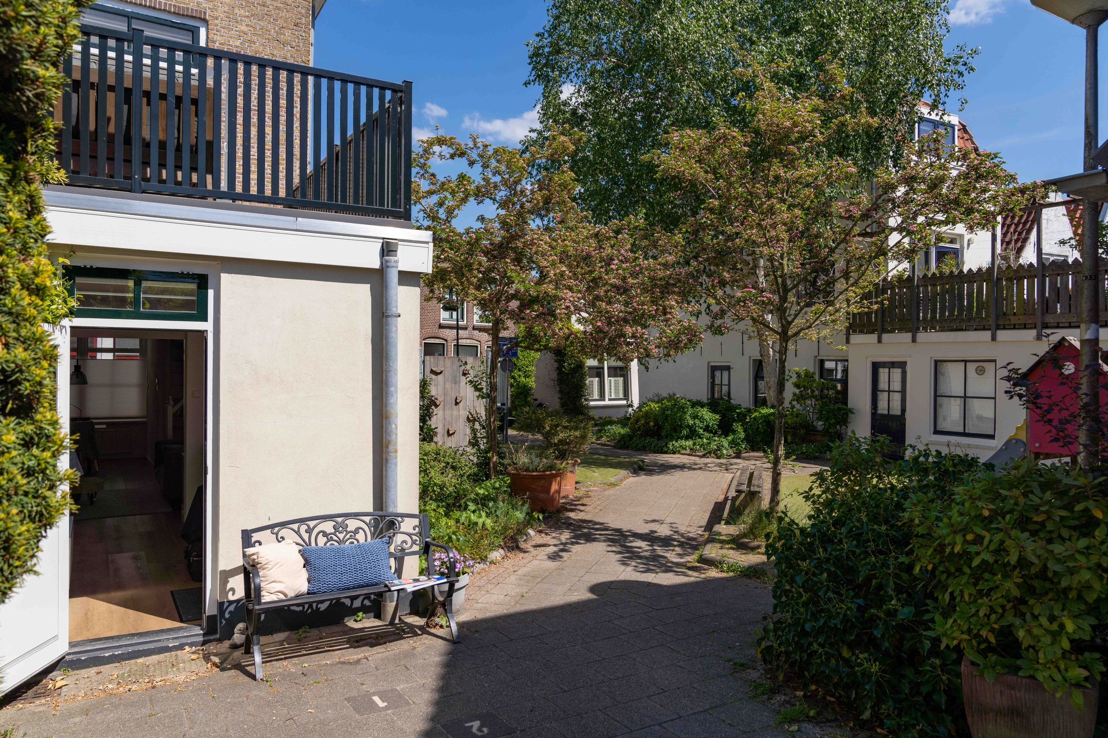 Foto 15 van Lange Dwarsstraat 31