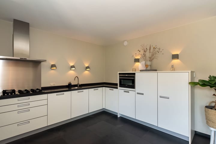 Foto 32 van Boterbloem 11