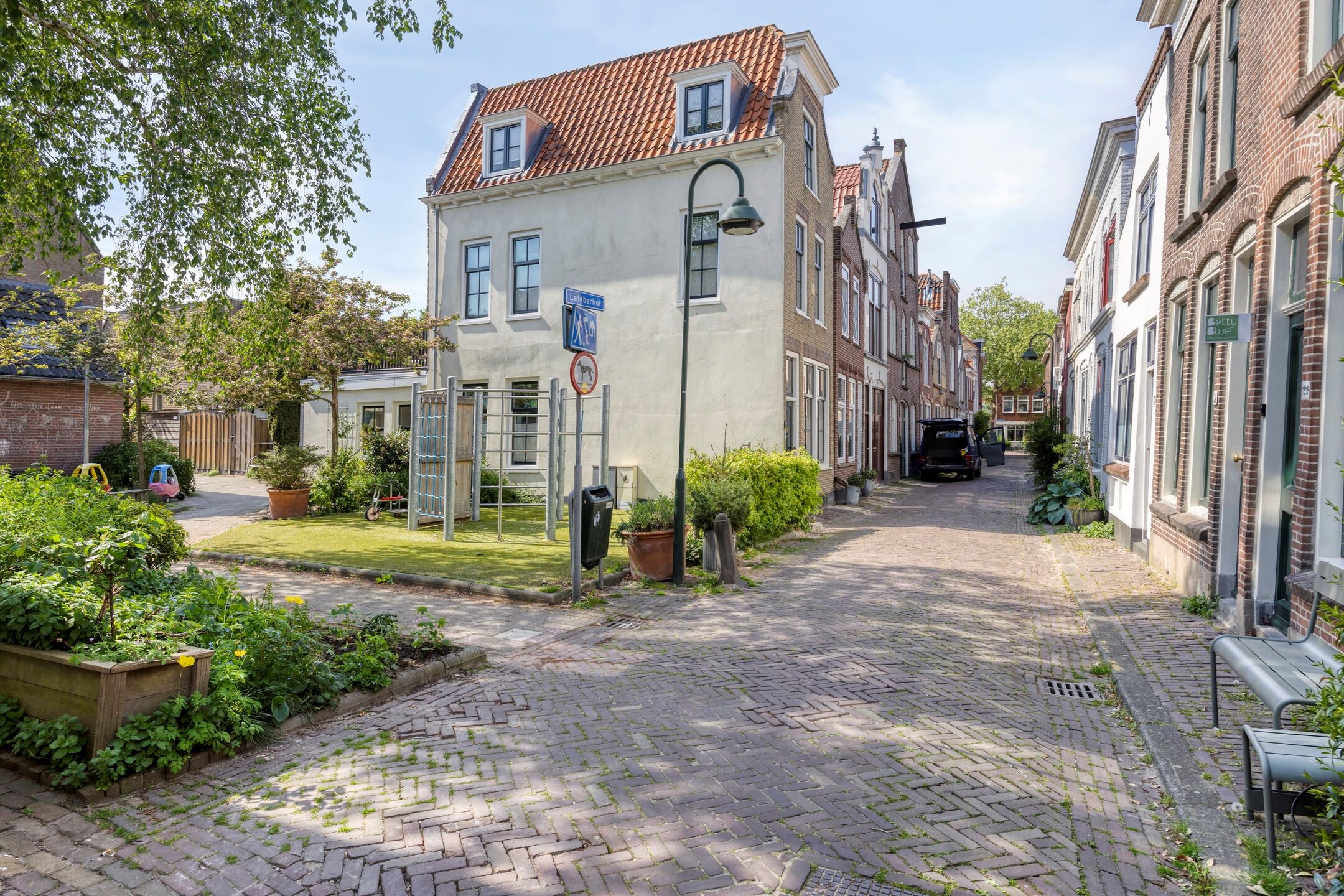 Foto 48 van Lange Dwarsstraat 31
