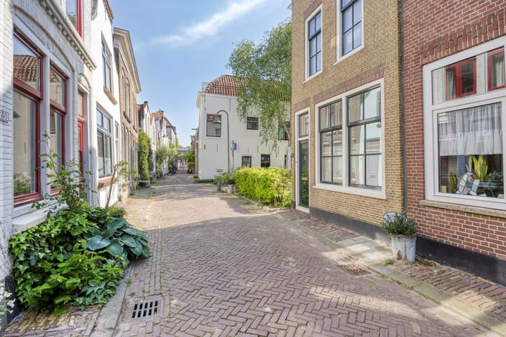 Foto 54 van Lange Dwarsstraat 31