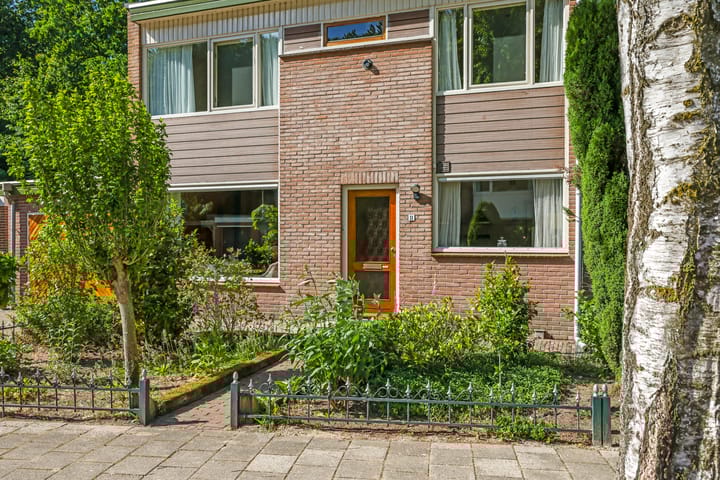 Photo 7 of Zandstraat 11
