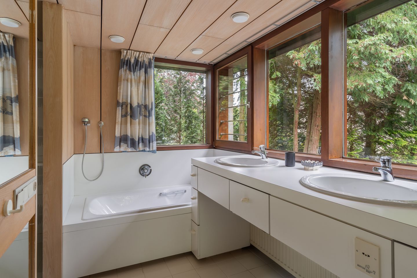 Foto 40 van Nachtegaallaan 2-A