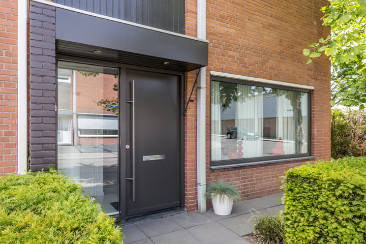 Foto 4 van Leienhoesstraat 2