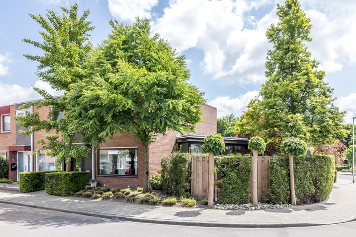 Foto 42 van Leienhoesstraat 2