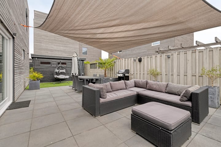 Foto 32 van De Muy 389