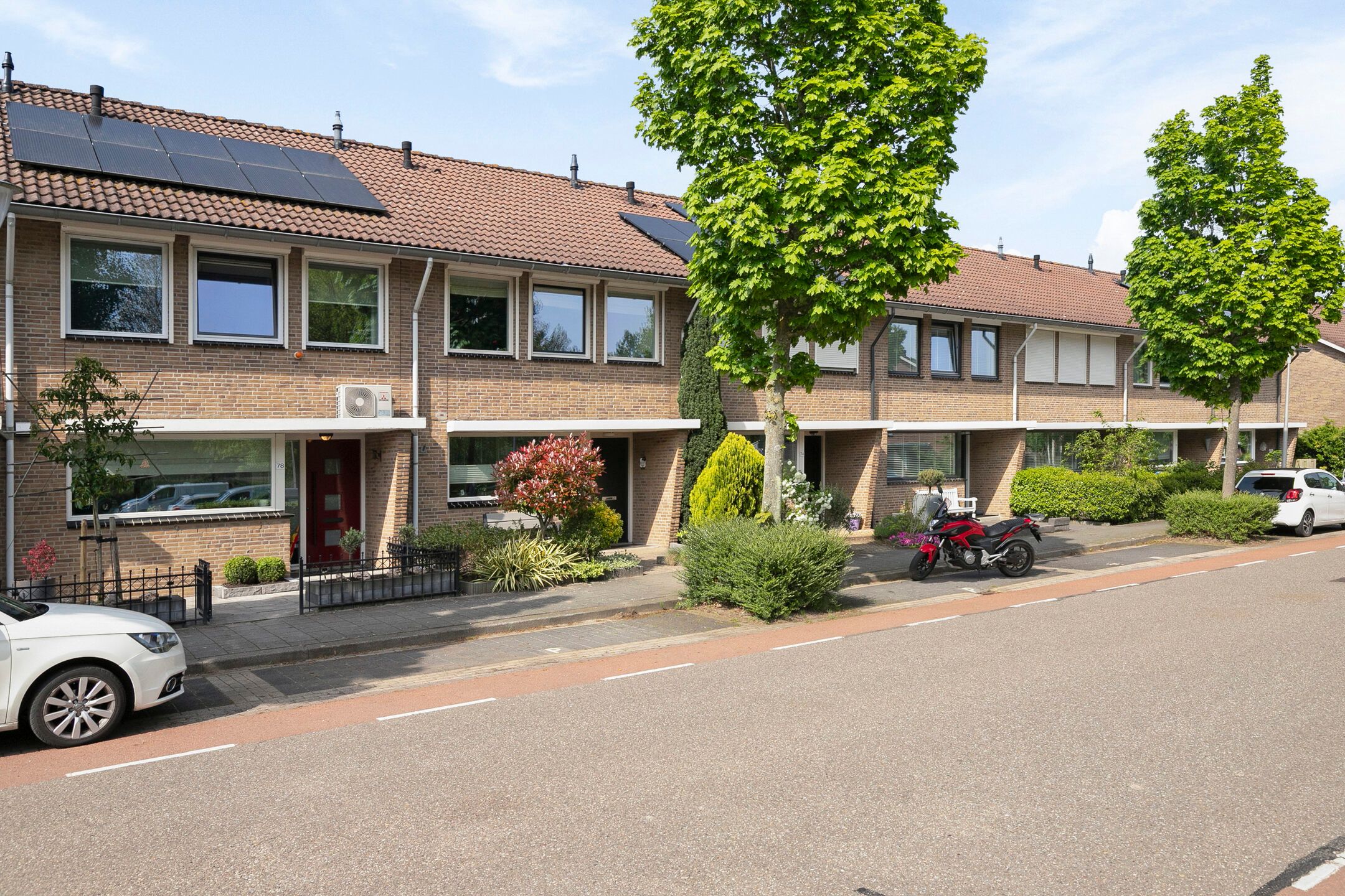 Foto 3 van Jan van Almondestraat 76