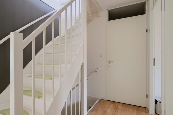 Foto 12 van Jan van Almondestraat 76