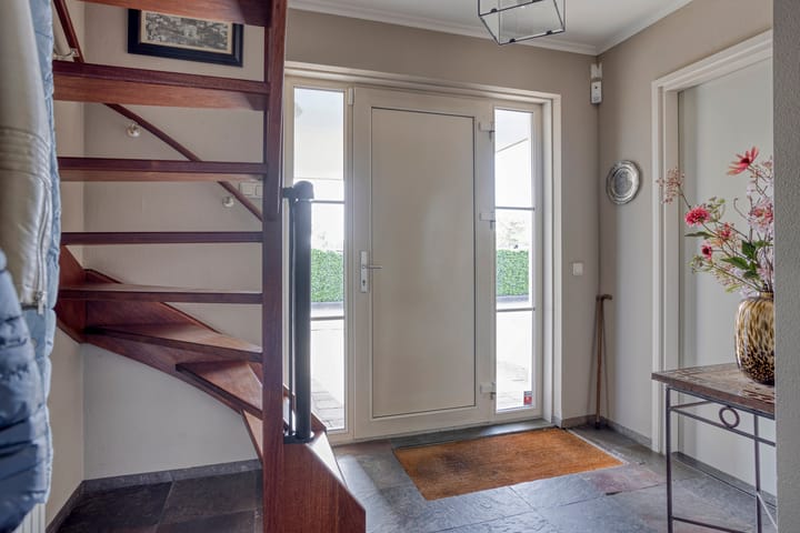 Foto 7 van Struikhei 6