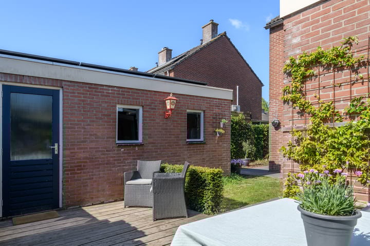 Foto 35 van Merelstraat 12