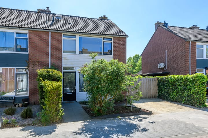 Foto 39 van Merelstraat 12