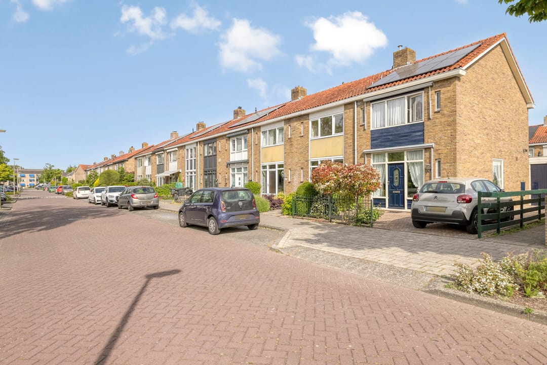 Photo 8 of Johanna Naberstraat 49