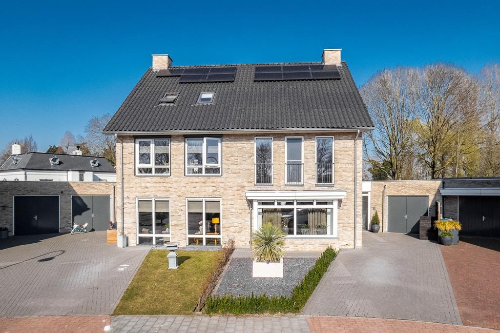 Foto 1 van Kapitein H. van der Maadenstraat 1-D