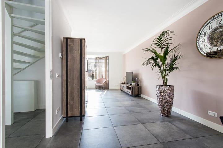 Foto 10 van Kapitein H. van der Maadenstraat 1-D