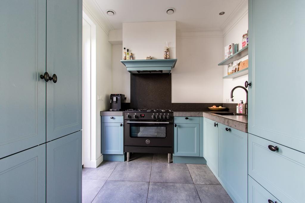 Photo 18 of Kapitein H. van der Maadenstraat 1-D