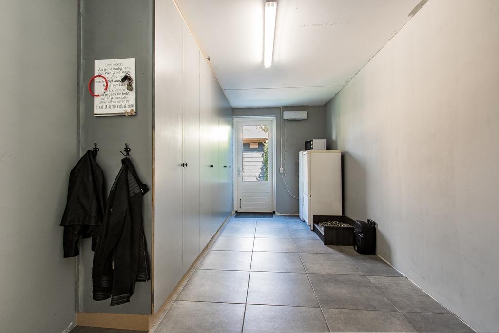 Photo 21 of Kapitein H. van der Maadenstraat 1-D