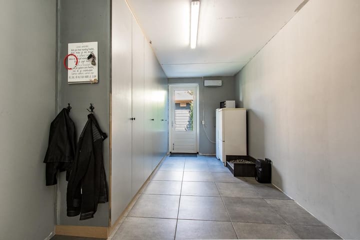 Foto 21 van Kapitein H. van der Maadenstraat 1-D