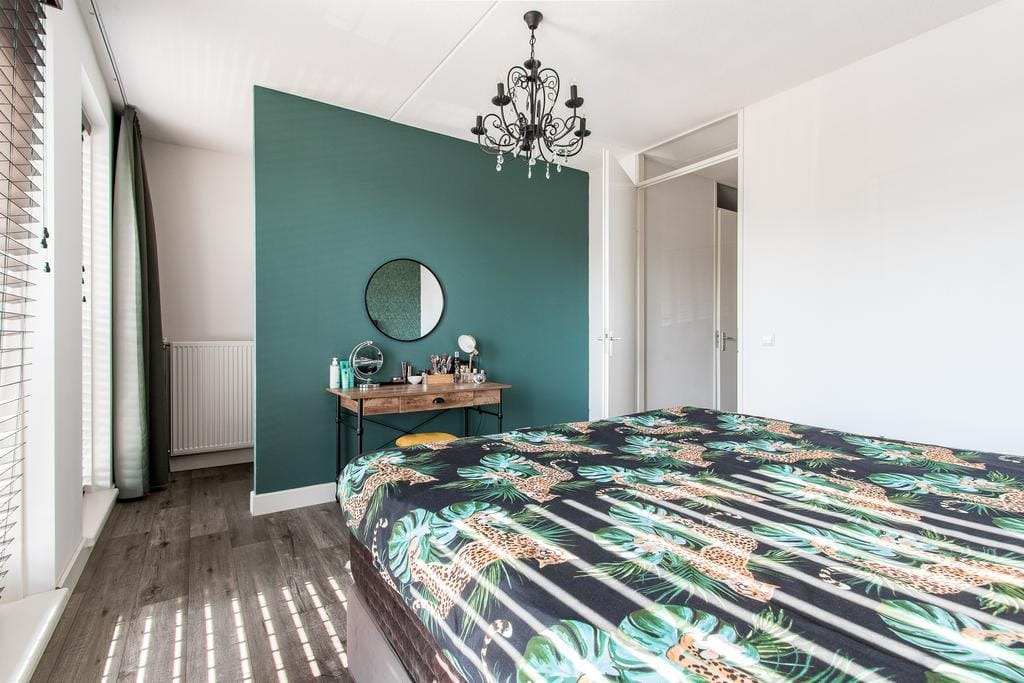 Photo 24 of Kapitein H. van der Maadenstraat 1-D