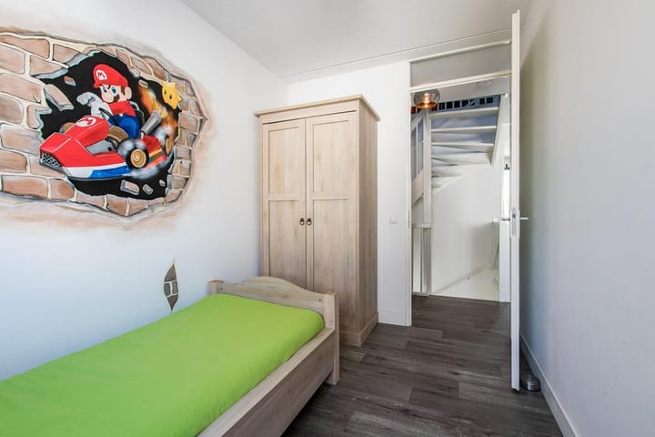 Foto 27 van Kapitein H. van der Maadenstraat 1-D