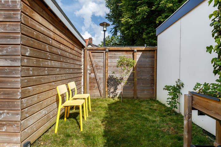 Foto 10 van Herman Modedstraat 20