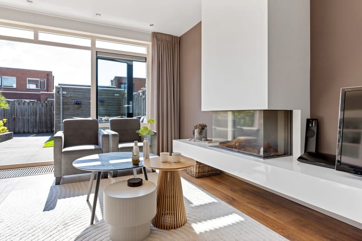 Foto 13 van Kompas 9