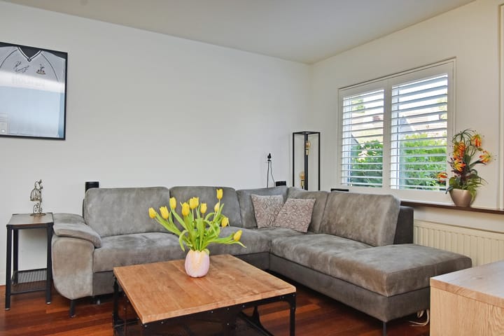 Foto 12 van Meidoornstraat 11