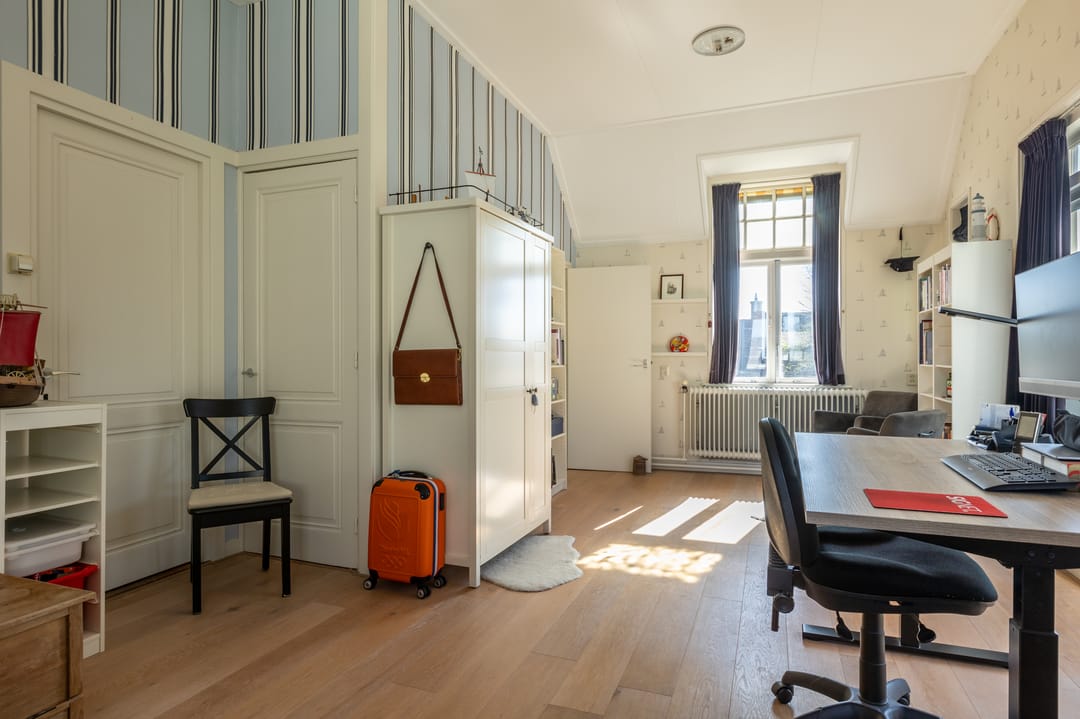 Foto 58 van Spoorstraat 30