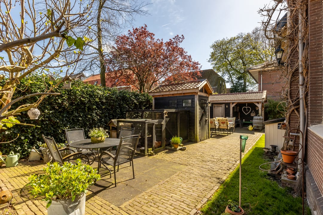 Foto 68 van Spoorstraat 30