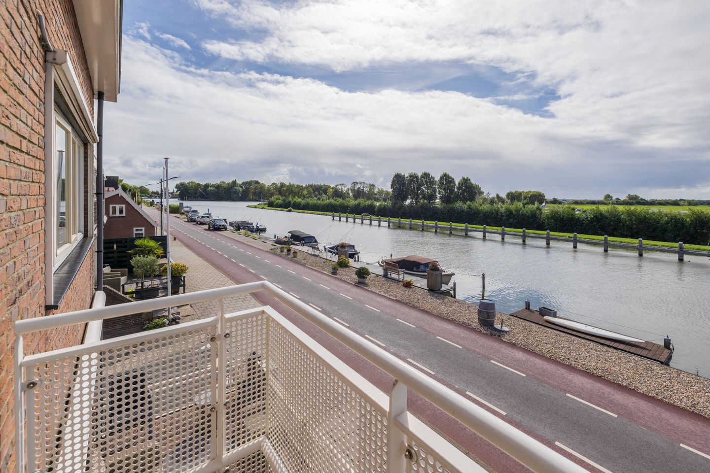 Foto 44 van Lisserdijk 27