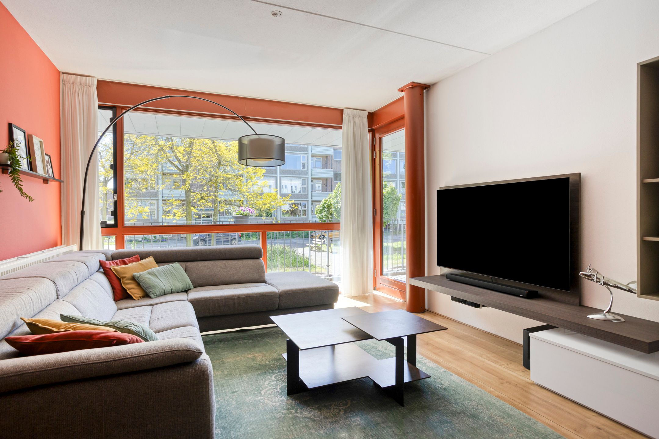 Photo 15 of Rembrandt van Rijnstraat 47