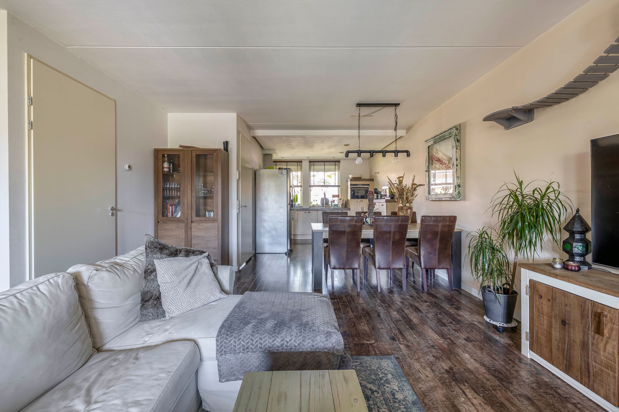 Foto 12 van Katoenstraat 13