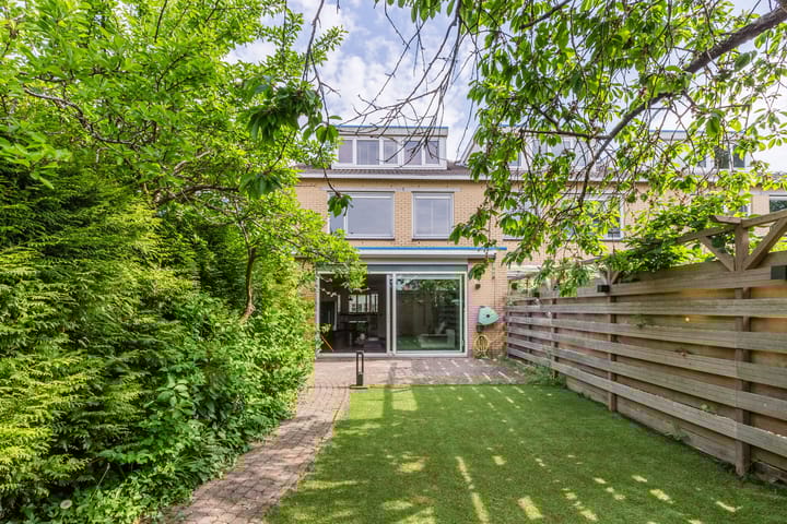 Foto 33 van Schweitzerlaan 53