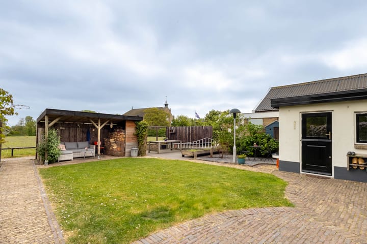 Photo 41 of Buorren 12