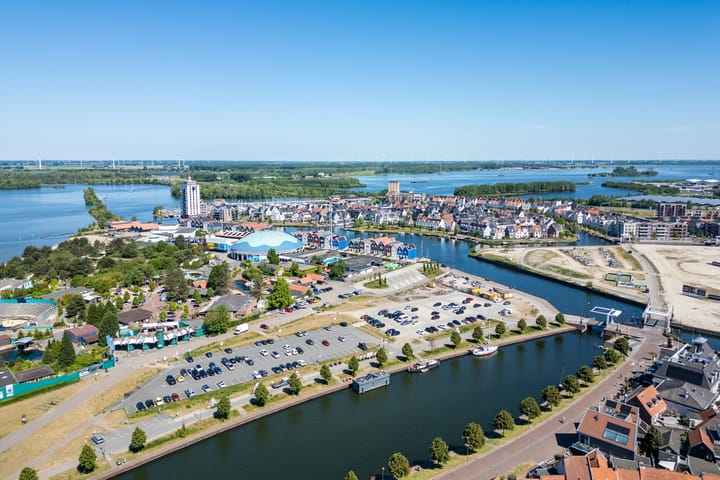 Photo 42 of Hondegatstraat 12