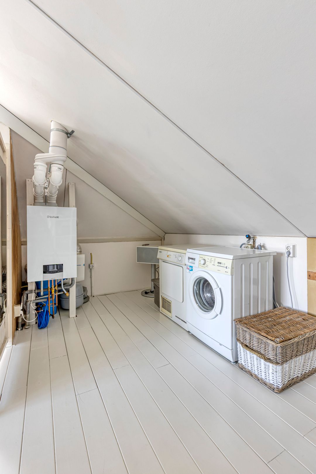 Photo 28 of Thorbeckelaan 100