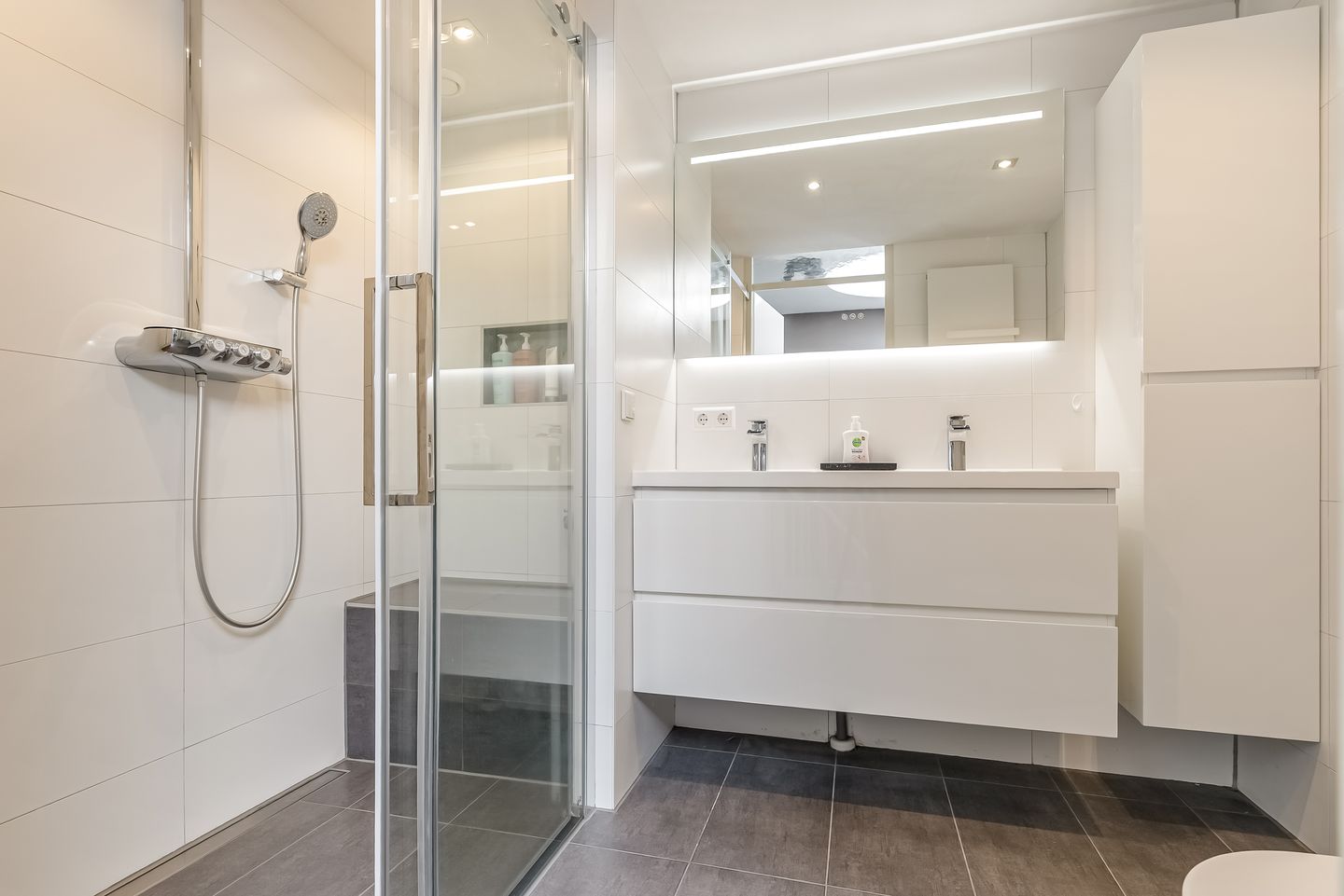 Foto 4 van Malachietstraat 36