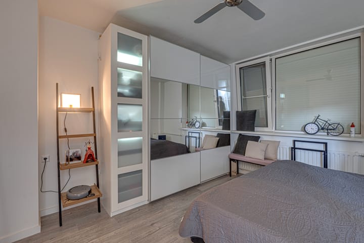 Photo 44 of Roozenburglaan 151