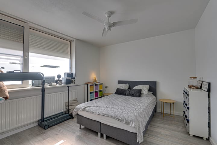 Photo 46 of Roozenburglaan 151